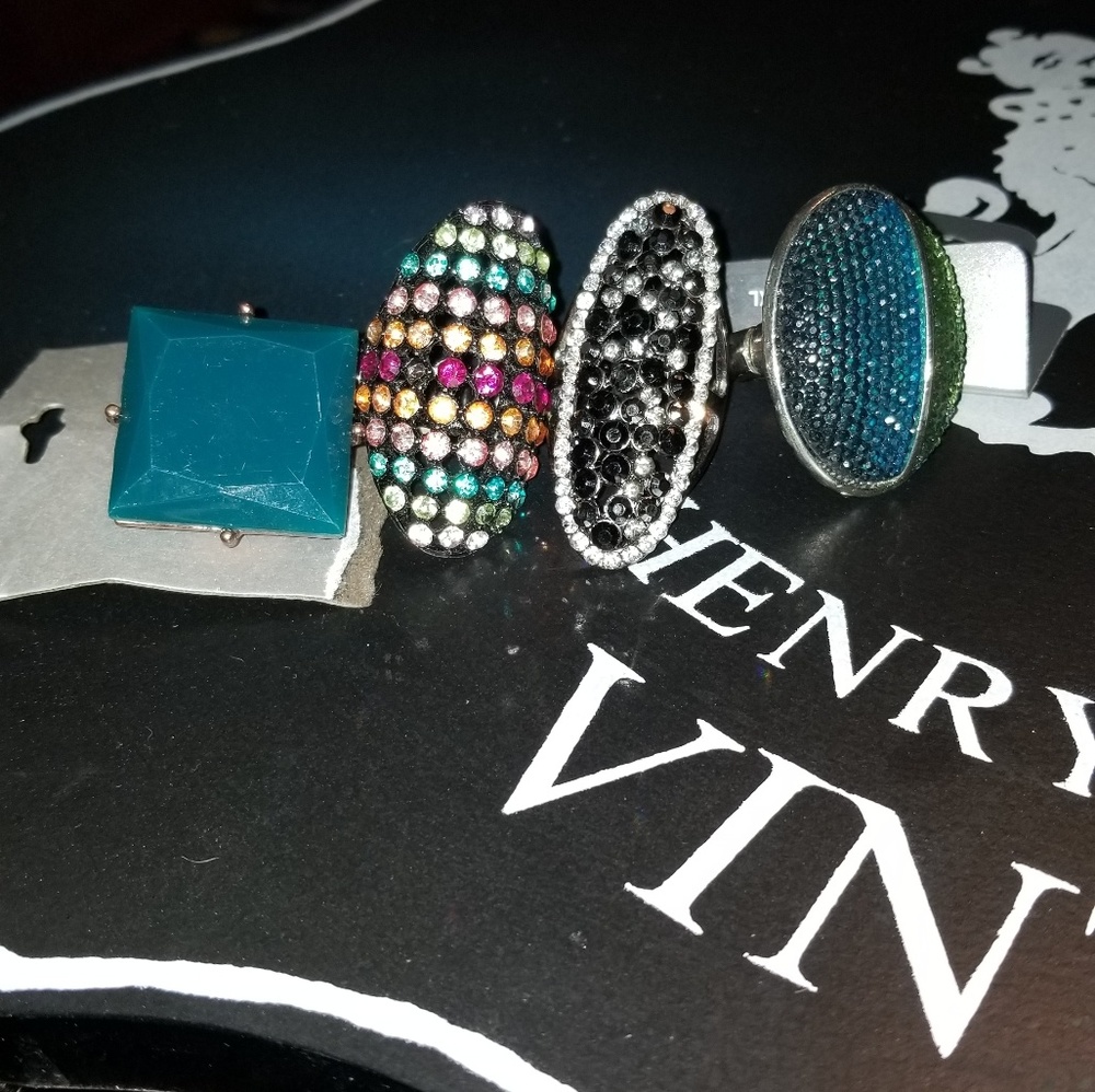 4 Statement Rings - image 1